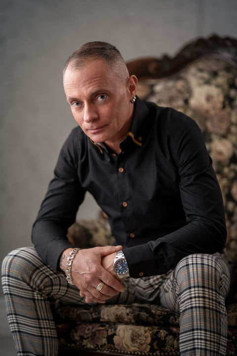 male portrait studio lighting Tilburg