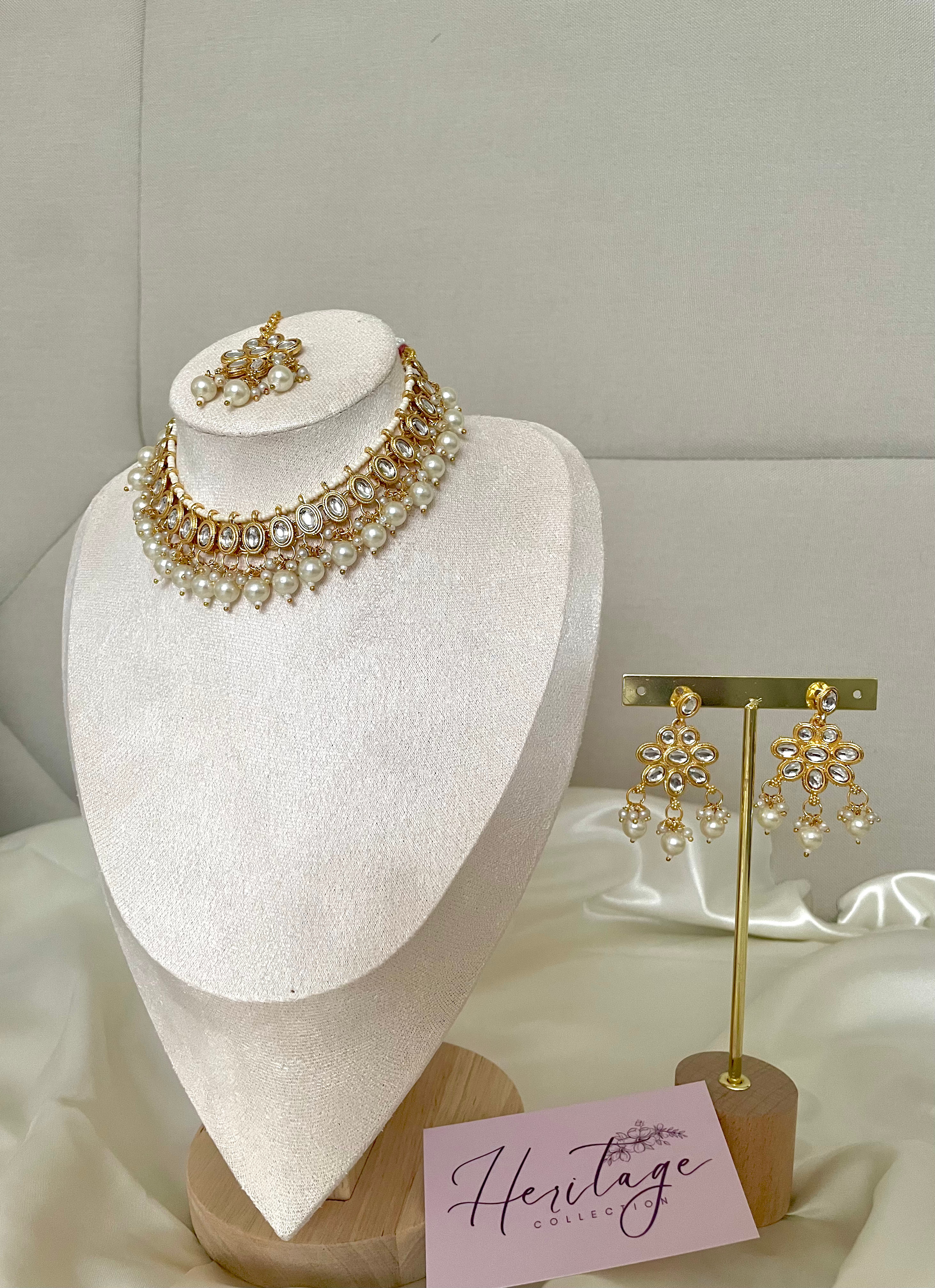 Gold plated kundan necklace set