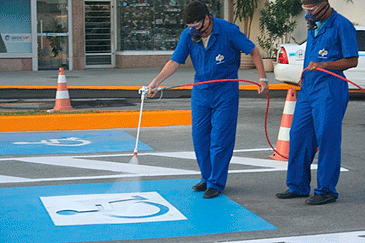 Vagas-para-deficientes-físicos