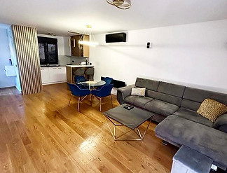 WhatsApp Image 2024-02-12 at 17.23.15 (2).jpeg