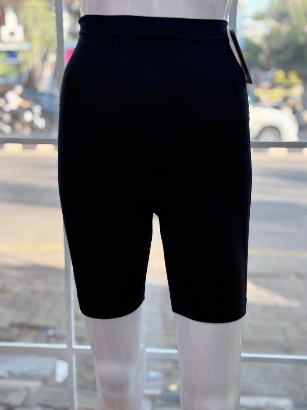 Thumbnail: Swee Seamless Body Shaper