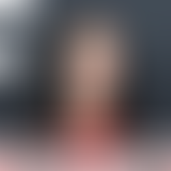 Se estrena el nuevo video de POPPY y ella lo comparte