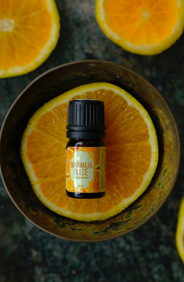 Thumbnail: High-frequency essential oils (Apuyantra)