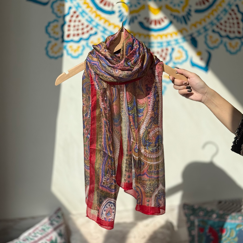 縮圖：印度|絲巾· 玫紅花毯