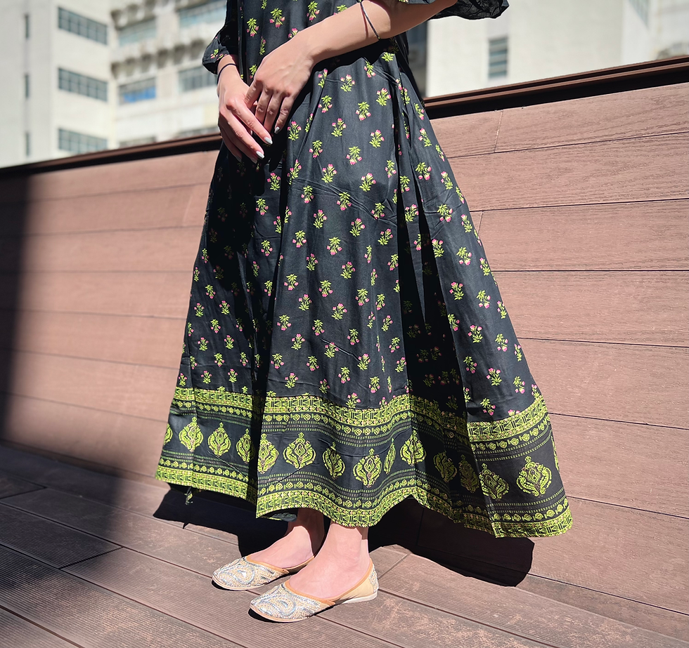 縮圖：印度手作•傳統刺繡 連身裙子(黑)