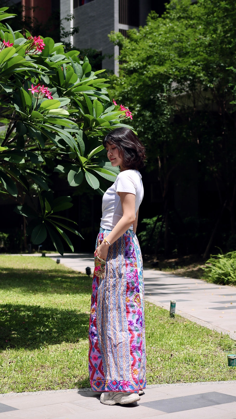 縮圖：泰國｜刺繡長褲· 藍花田