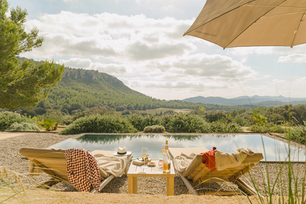 Hyatt to Further Strengthen Position in Luxury with Plans to Acquire Mr & Mrs Smith