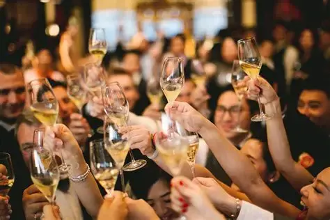 10 things to make your party swing!