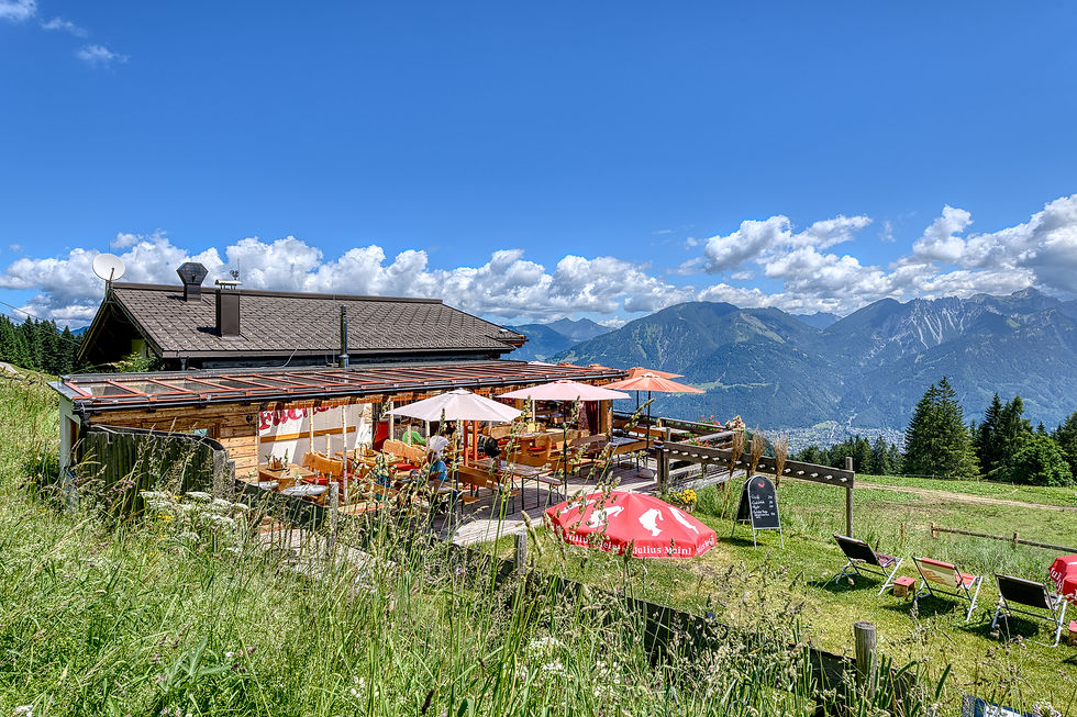 Fuchsbau_BY_MATTHIAS_RHOMBERG_Sommer_1