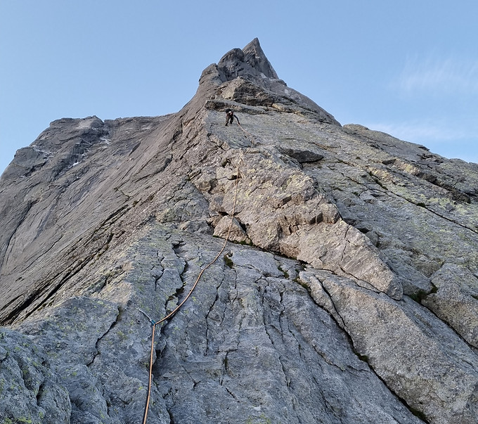 Badile Nordkante.jpg