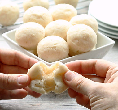 Vegan-Brazilian-Cheese-Bread-Plated-3a-1
