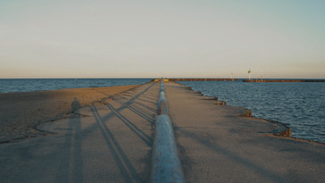 Sequence 02.00_00_01_43.Still001.jpg