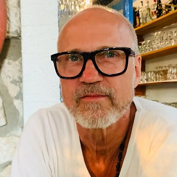 EISEN74, Eventlocation in Berlin, Simon Wirth
