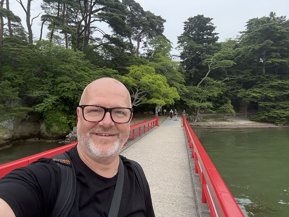 Japani: turistin kokemus ja yhteiskunnan todellisuus