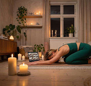 Woman_sitting_computer_online_yoga_202607272117.jpeg