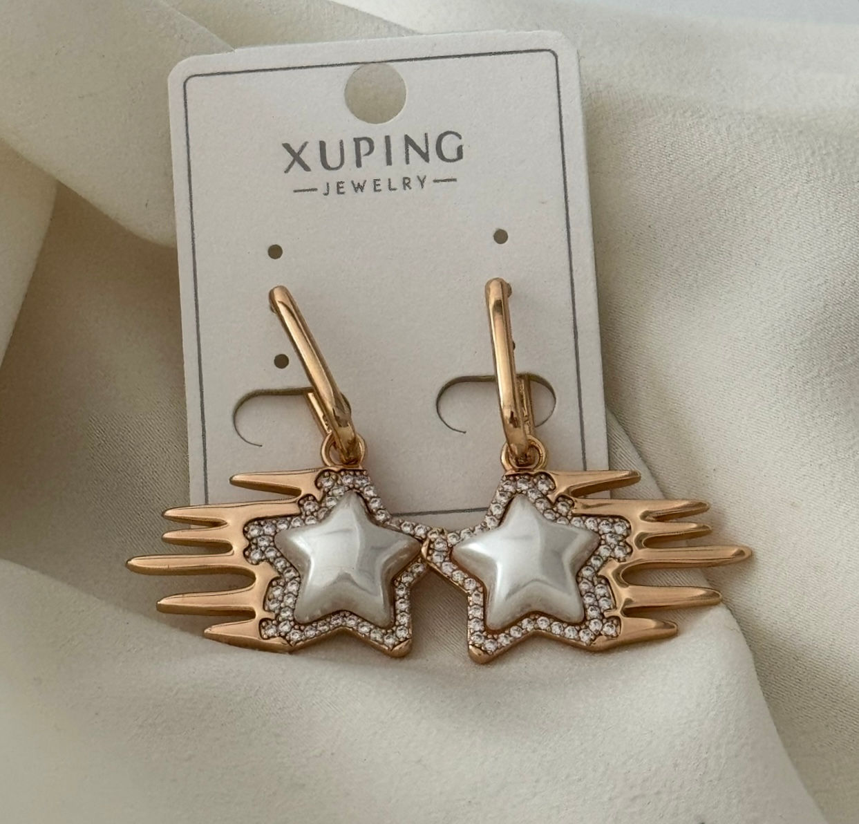 Kayan Yıldız Detay Xupıng Rose Küpe 