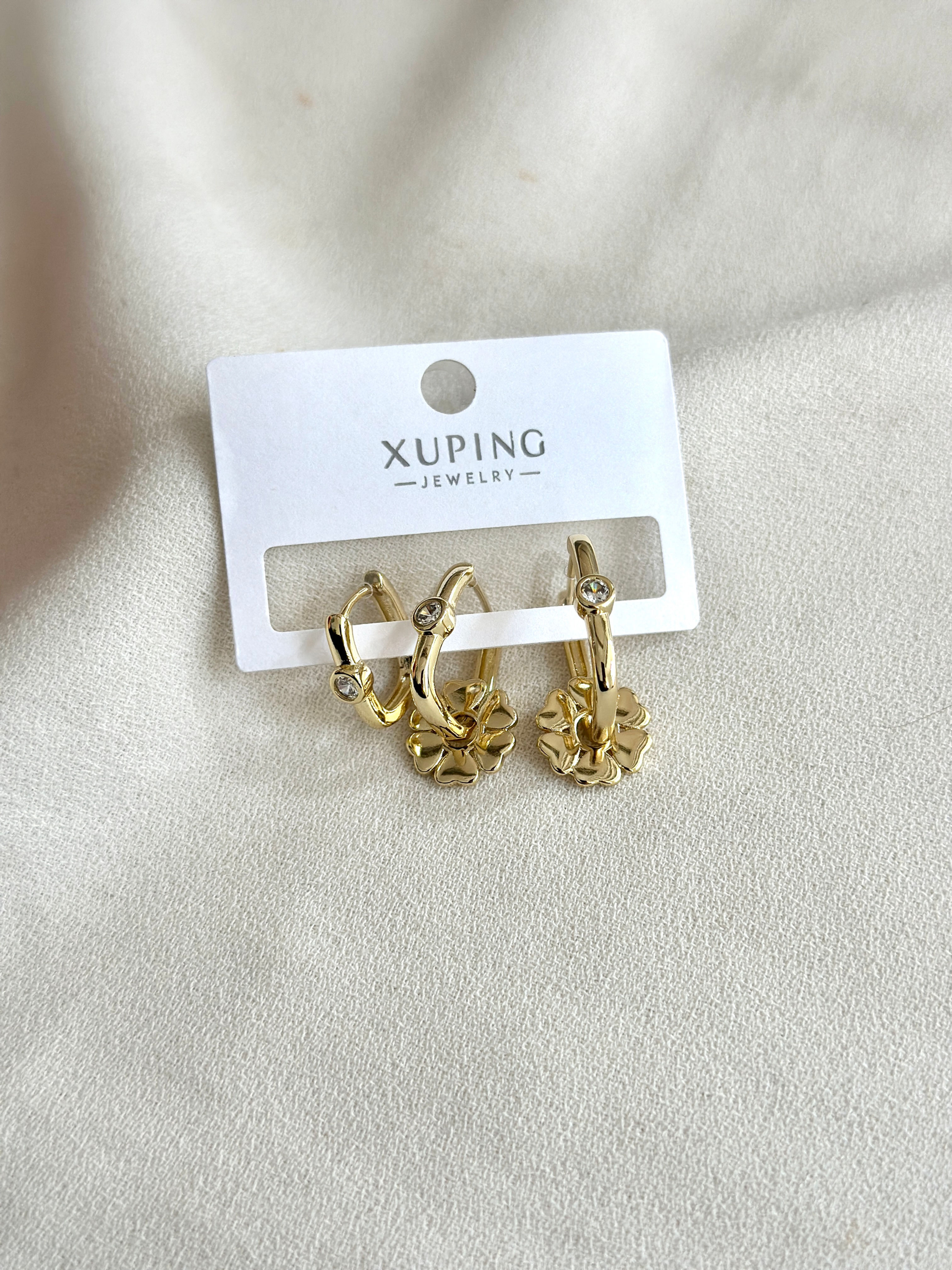 Üçlü Yonca Detay Xuping Küpe 