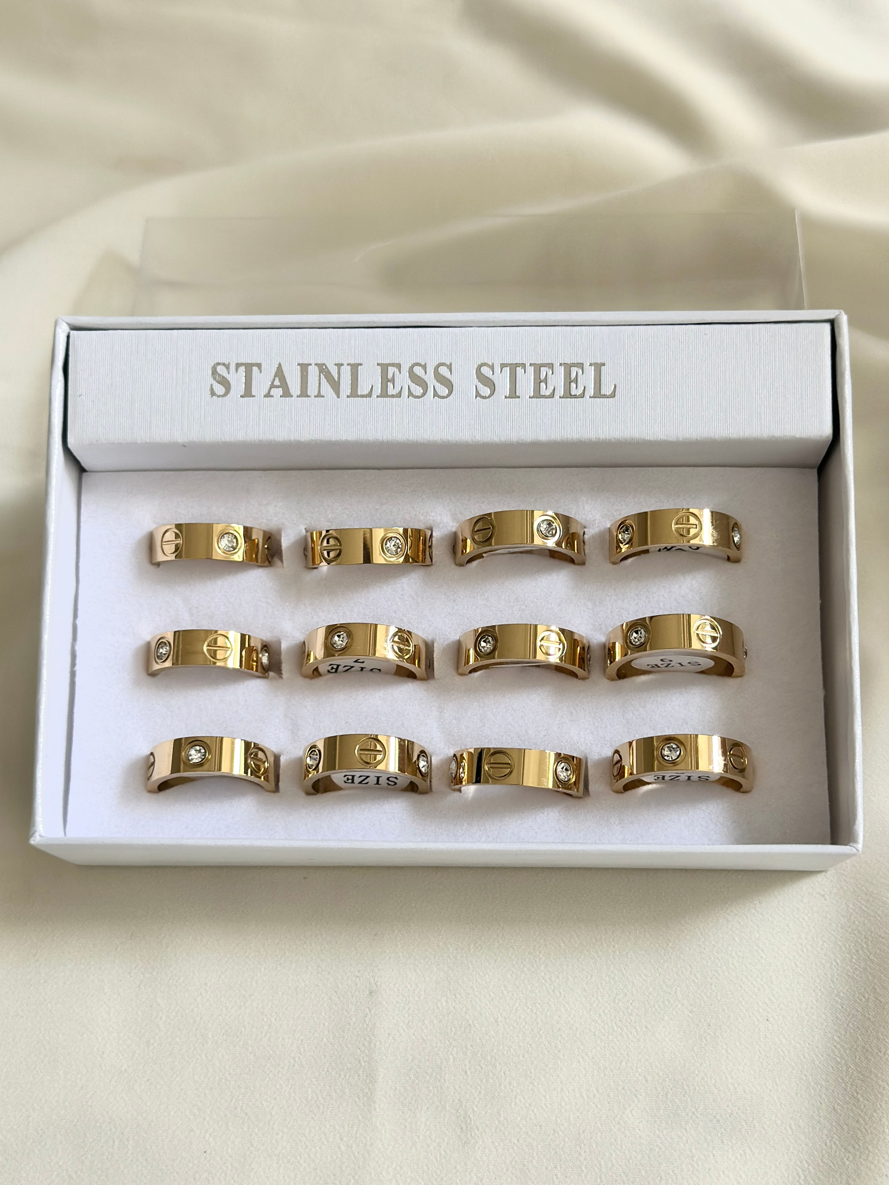 Taşlı Gold Çelik Yüzük