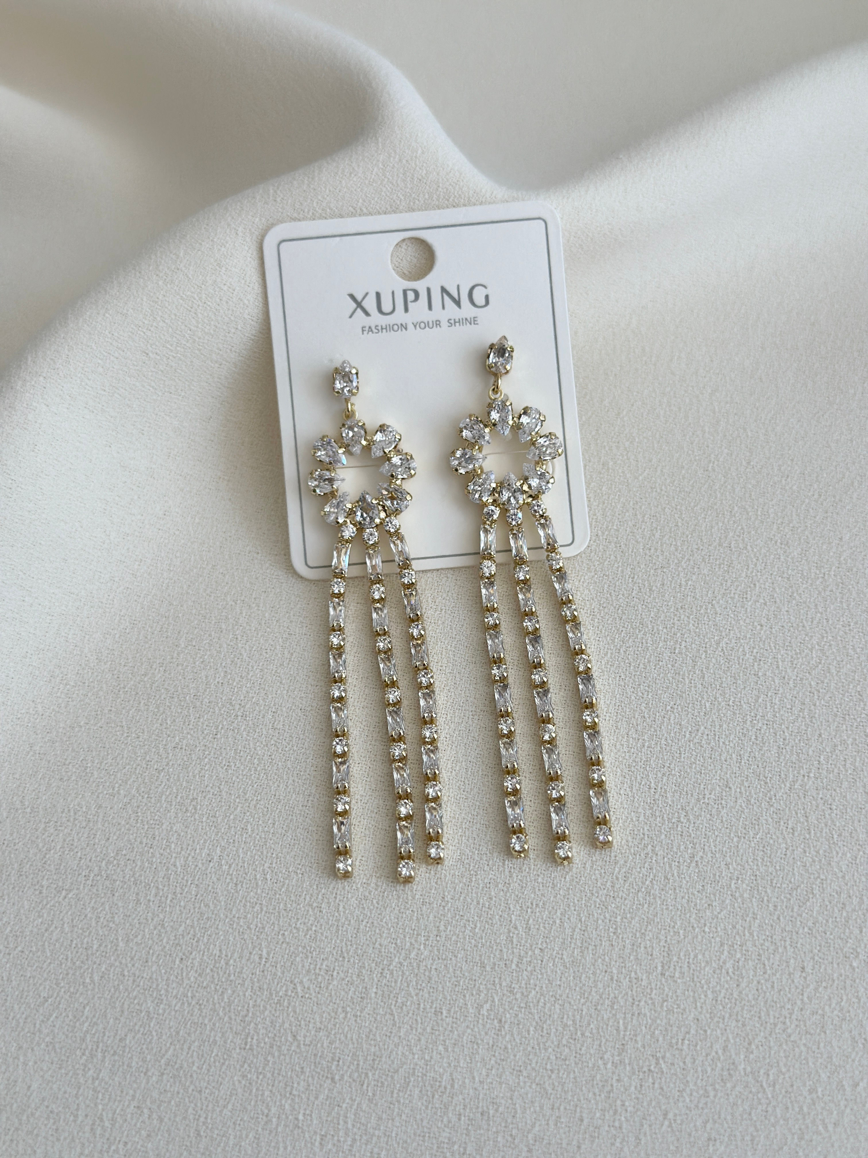Üçlü Sallantılı Xuping Küpe