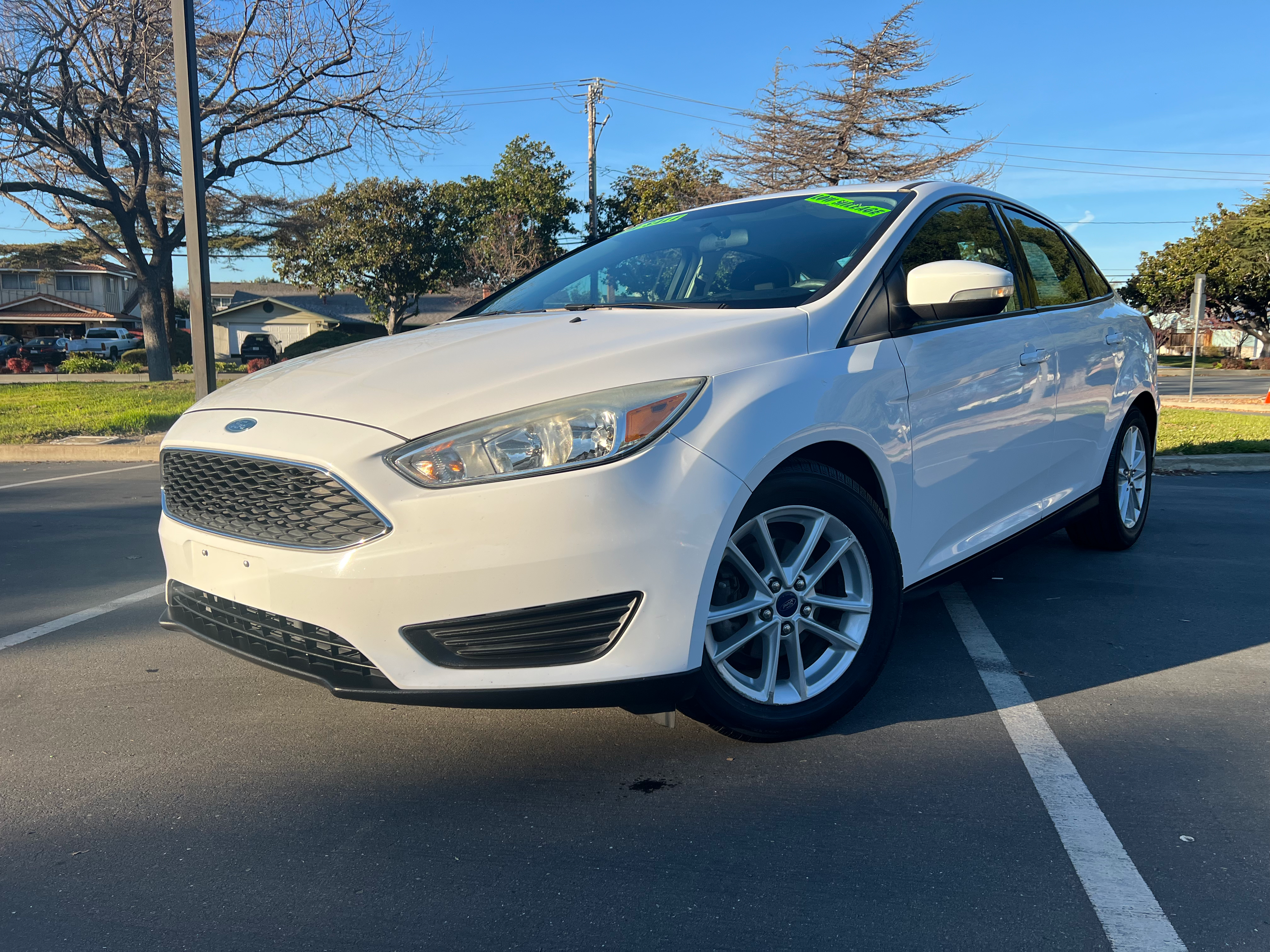2015 Ford Focus Sedan SE's photo