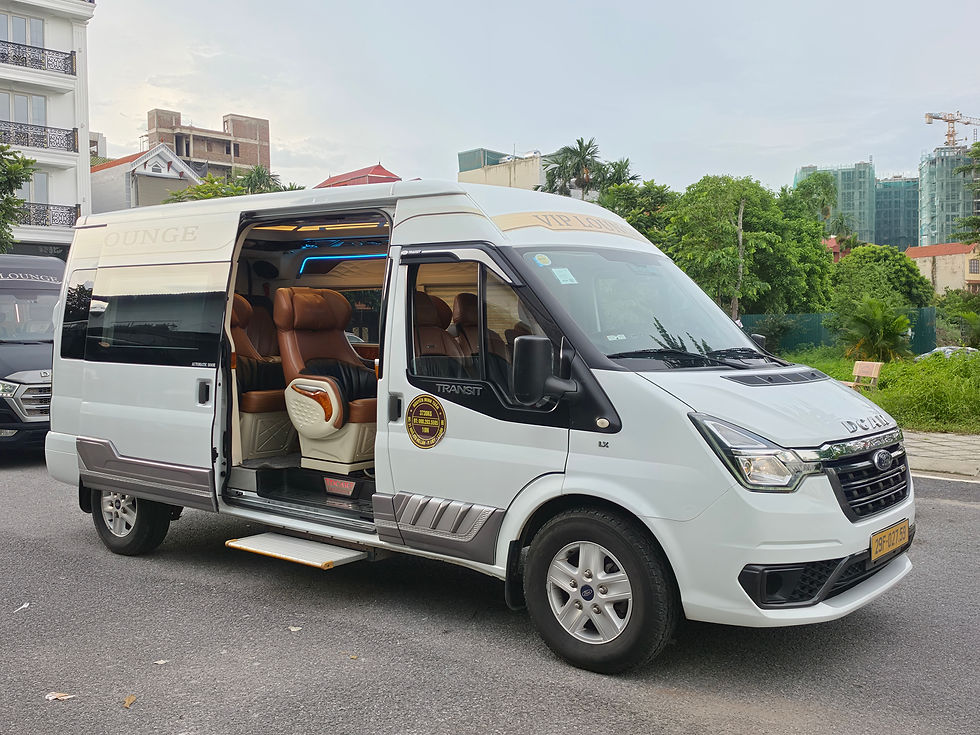 How Much Does Car Rental in Vietnam Cost for Private Vans and Minibuses Per Day?