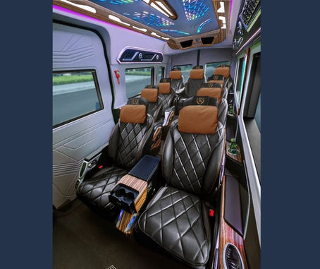 Is the Limousine Wi-Fi Stable Enough for Digital Nomads to Work During Long Trips to Ha Giang or Ninh Binh?