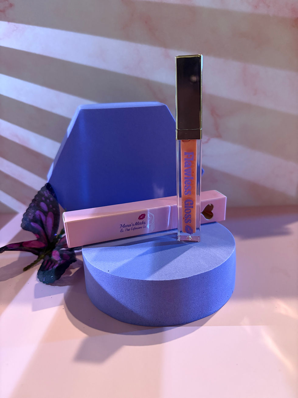 Thumbnail: Grace Flawless Gloss ( Light Pink w/ Glitter)