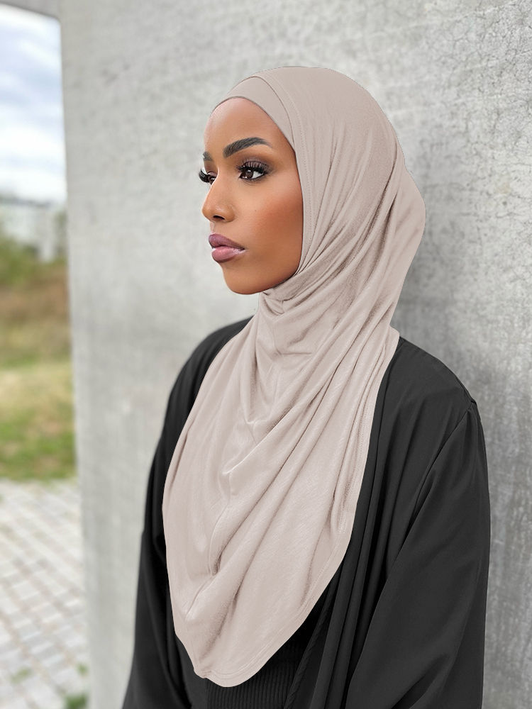 KORT KHIMAR M. AMTA - SANDY