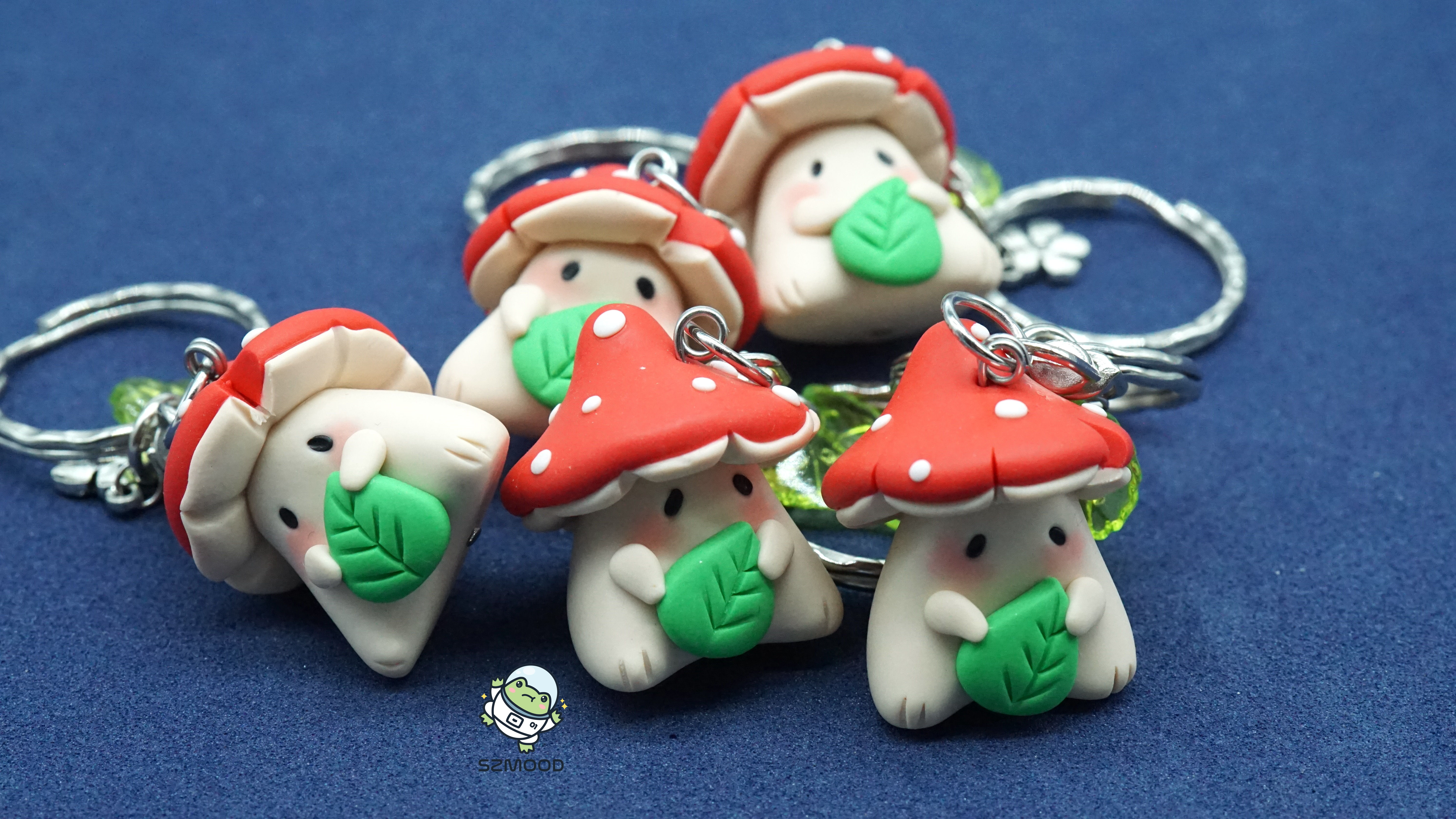 Portachiavi funghetti con foglia