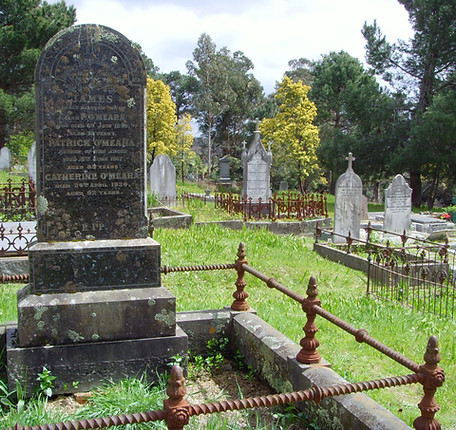 malmsburycemetery2012-042.jpeg