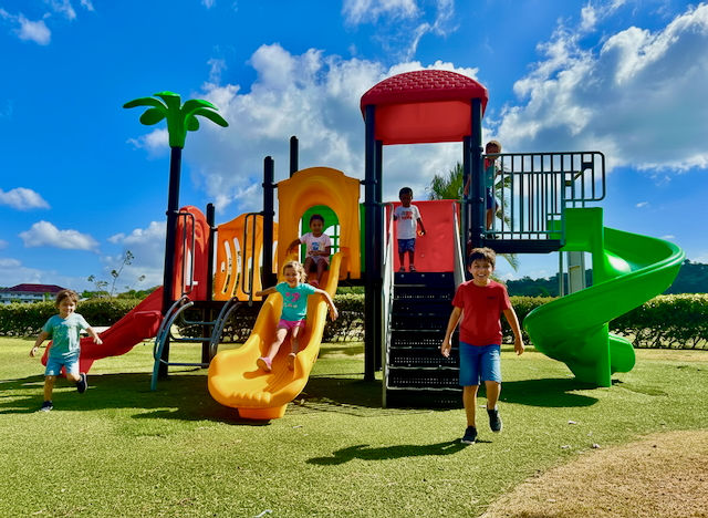 Parque infantil para condominio en Panamá Pacifico