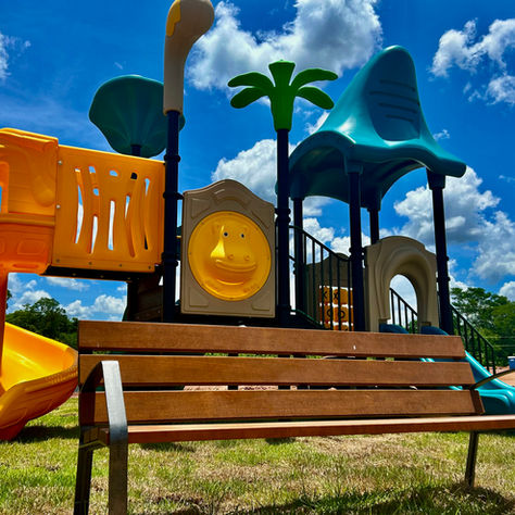 Sustainable Street Furniture Designs: Eco-Friendly Street Furniture - Design and Benefits
