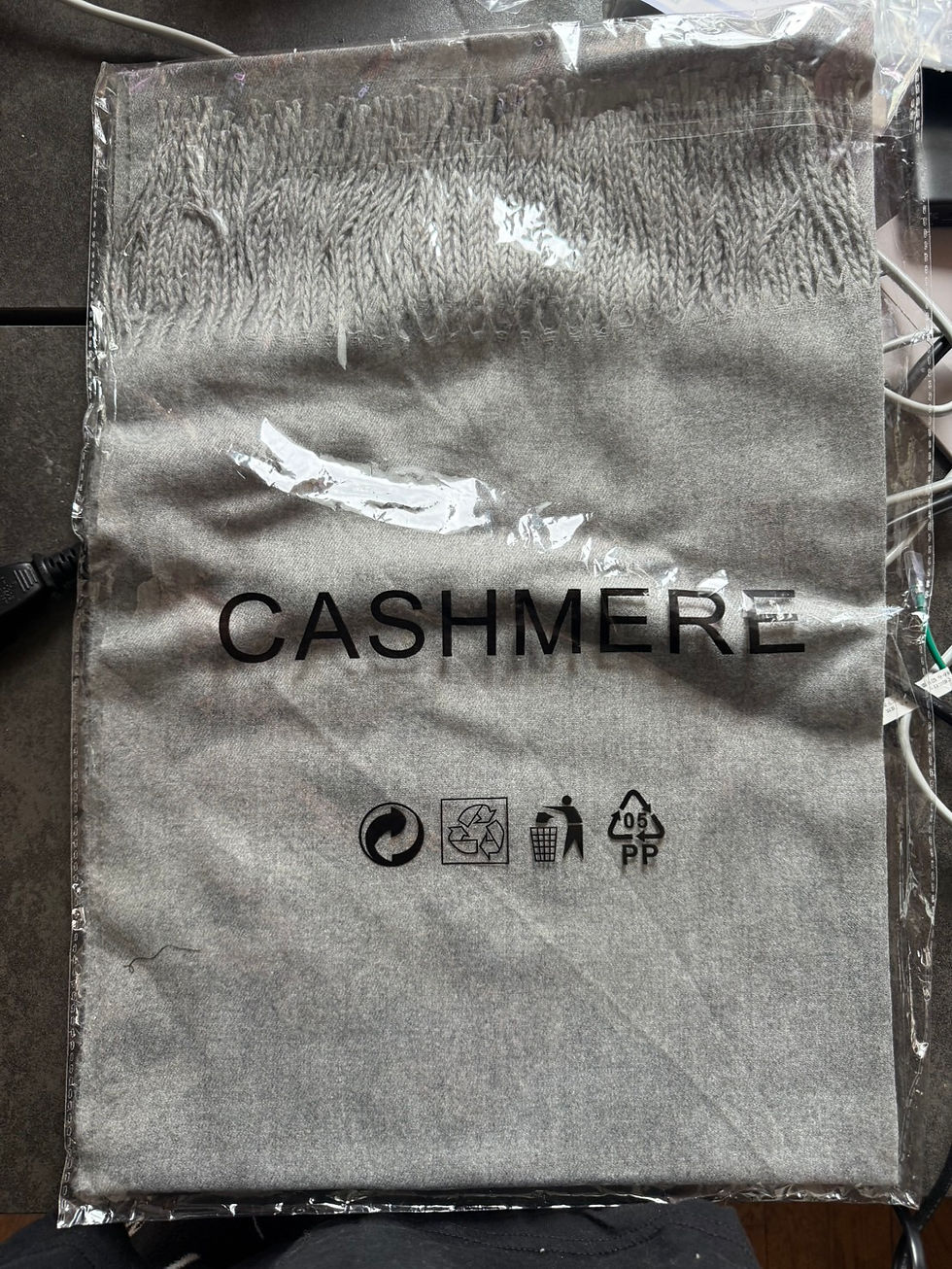 サムネイル： Mochi Bazaar | カシミアショール 