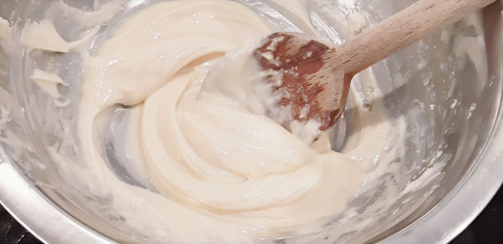 Chocolat blanc fondu au bain-marie