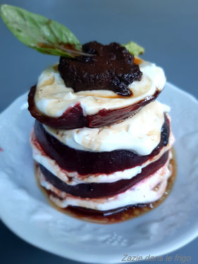 Mille-feuilles de betterave et fromage frais