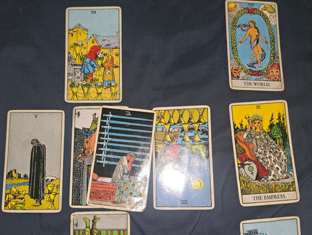 Tarot Taps for Wednesday, the 27th of August 2025