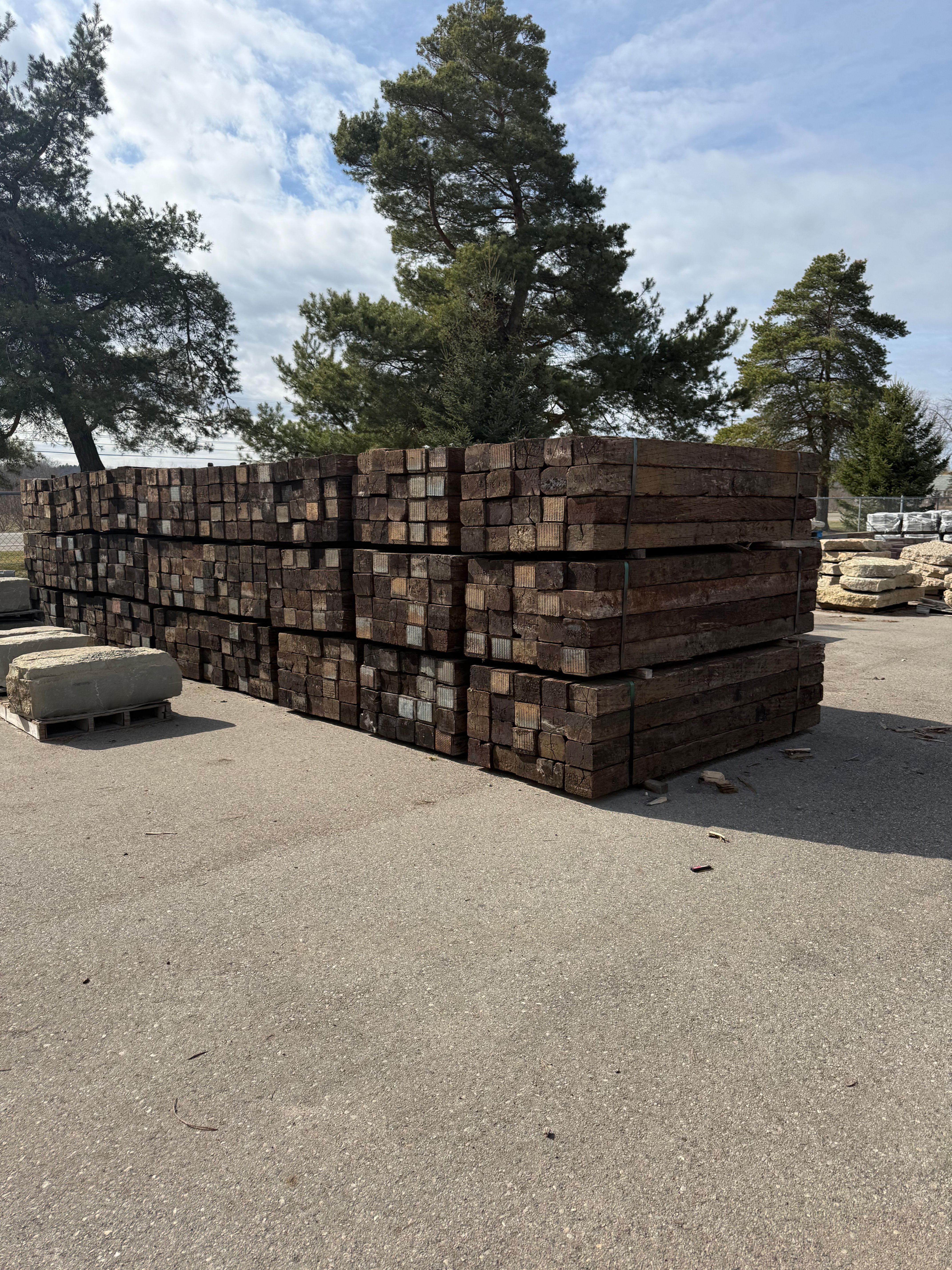 Used Railroads Ties
