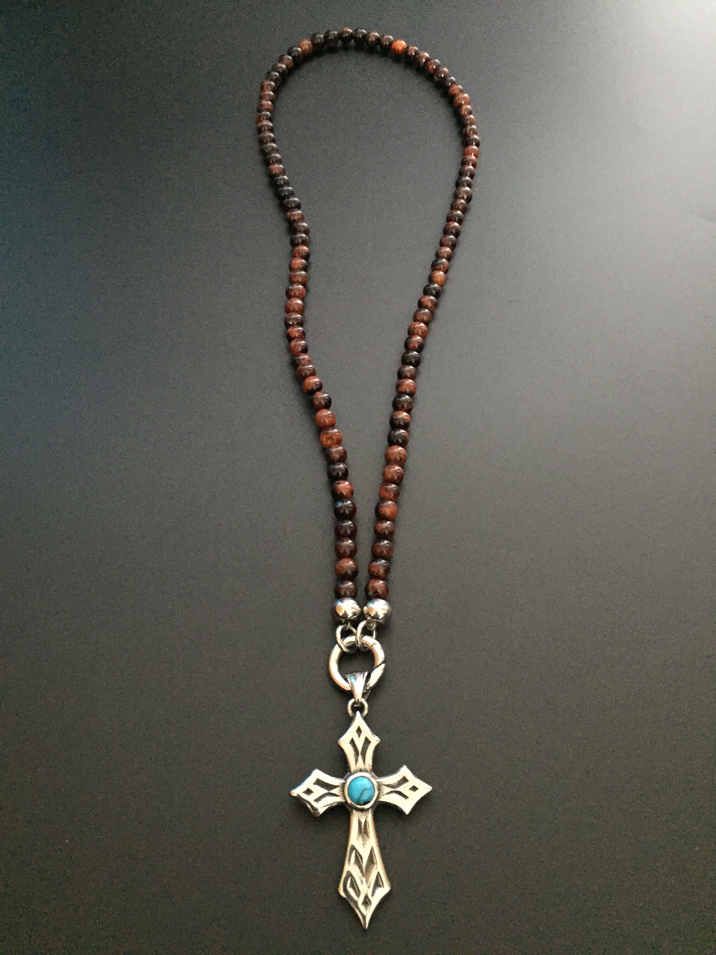 Collier Clip 6MM Oeil Taureau & Croix Stone