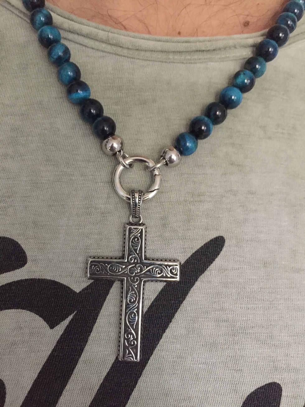 Colliers 8 MM Oeil de Paon & Croix