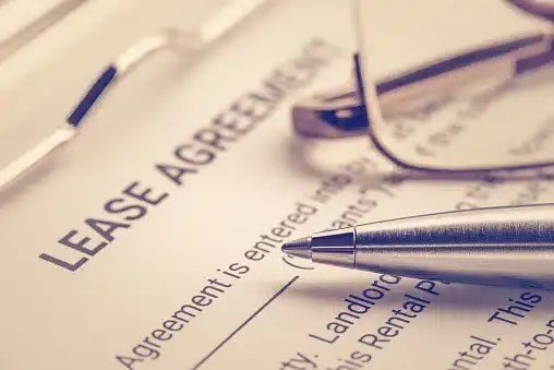 Avoid Pitfalls On Your Commercial Lease Agreement With These Clauses!