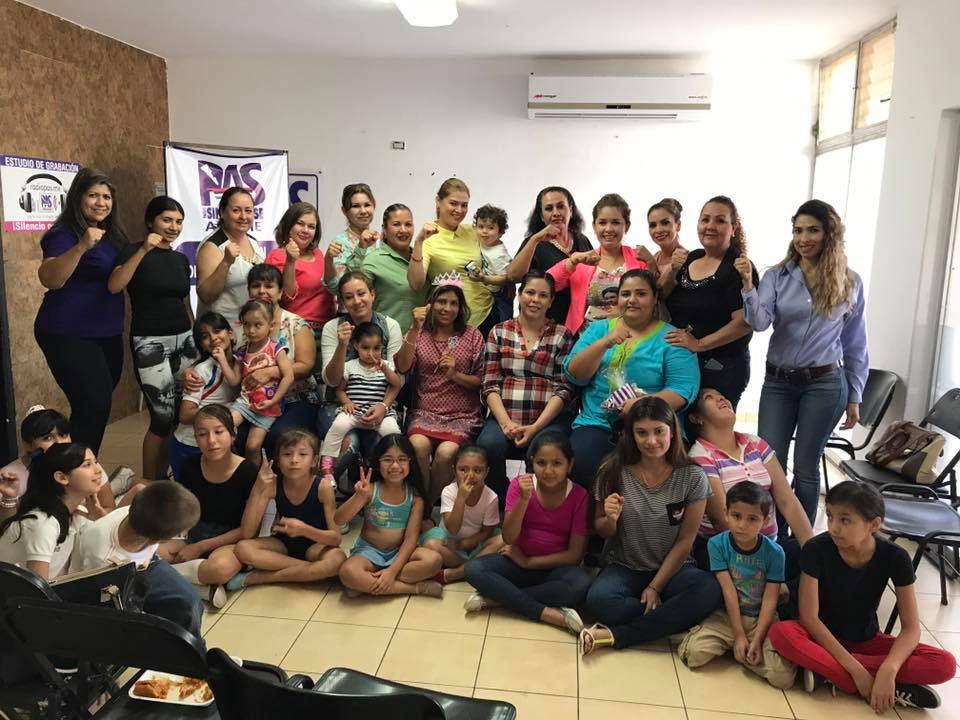 Festejando a las mamás en Ahome