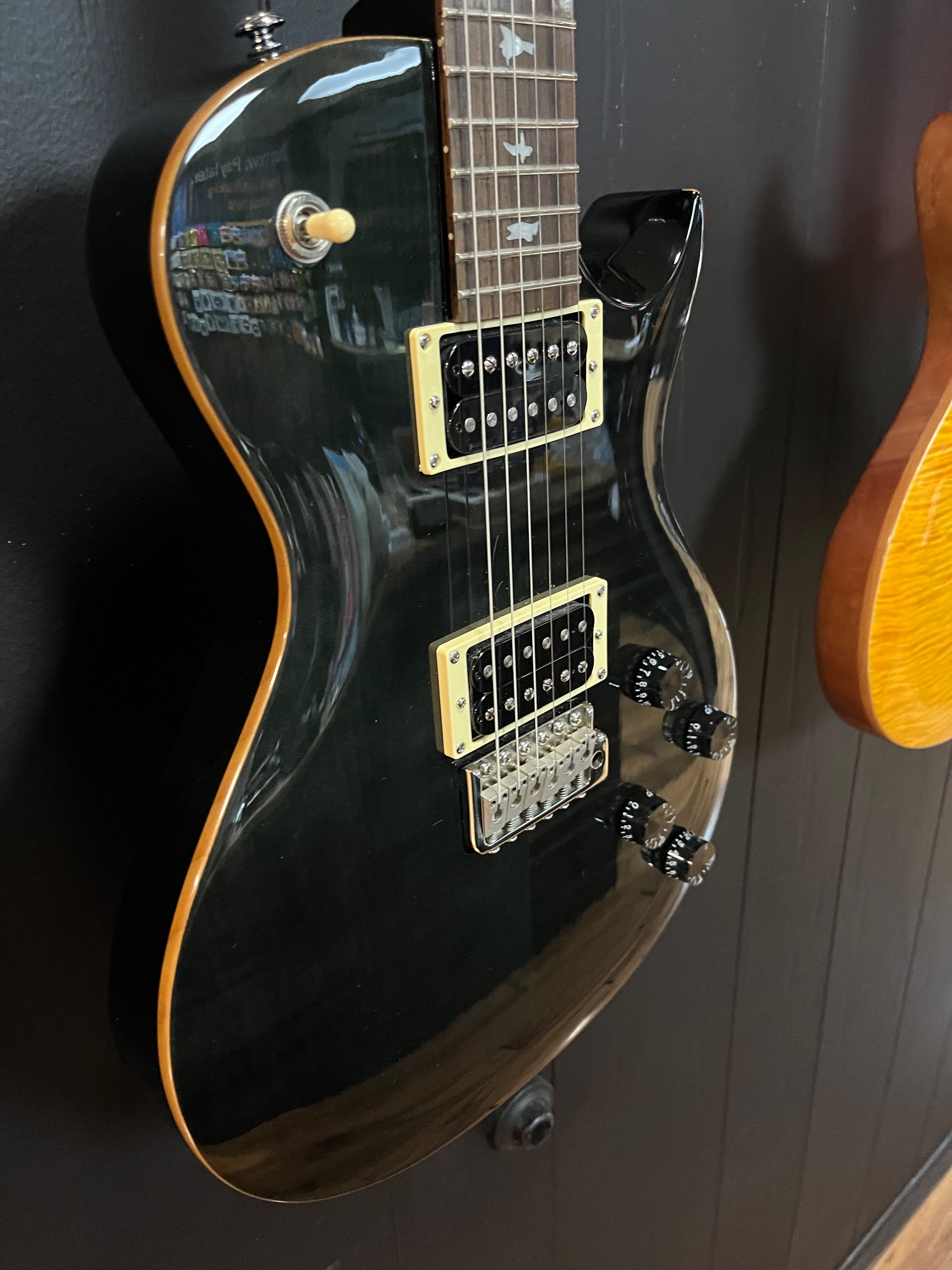 2015 PRS SE Mark Tremonti Signature view 2