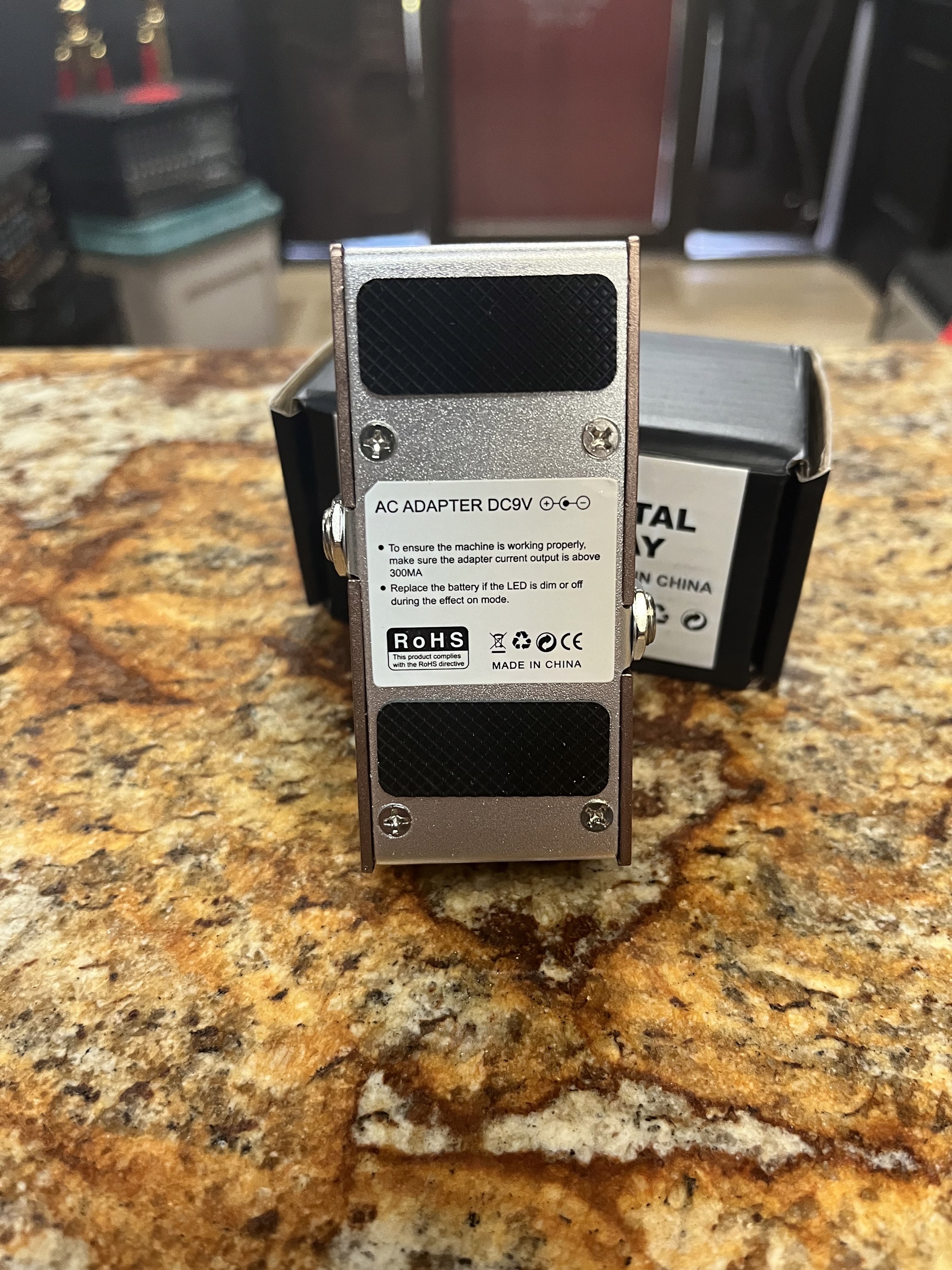 Digital Delay FX Pedal view 5