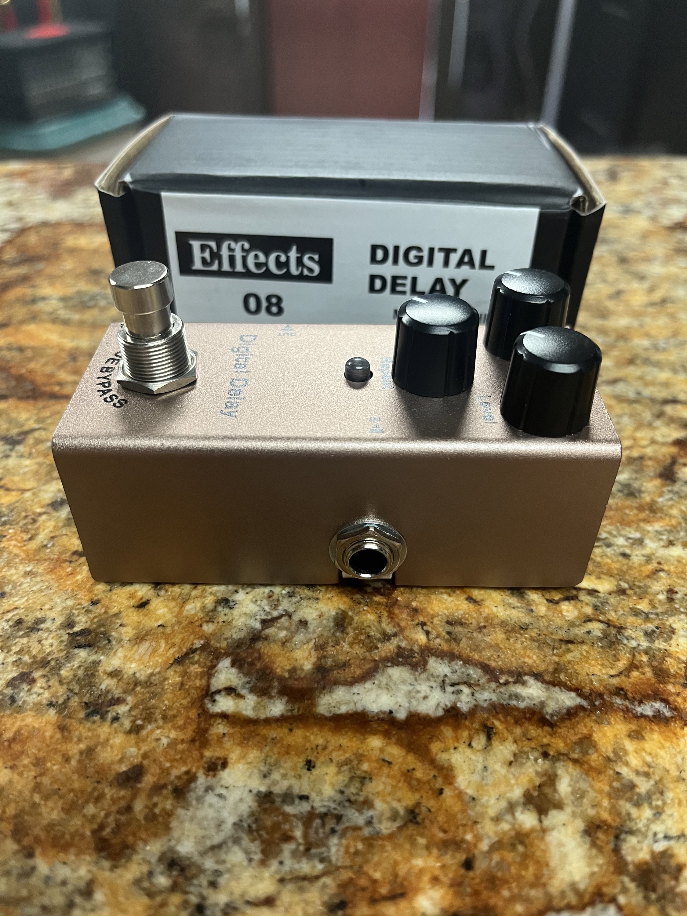 Digital Delay FX Pedal view 2