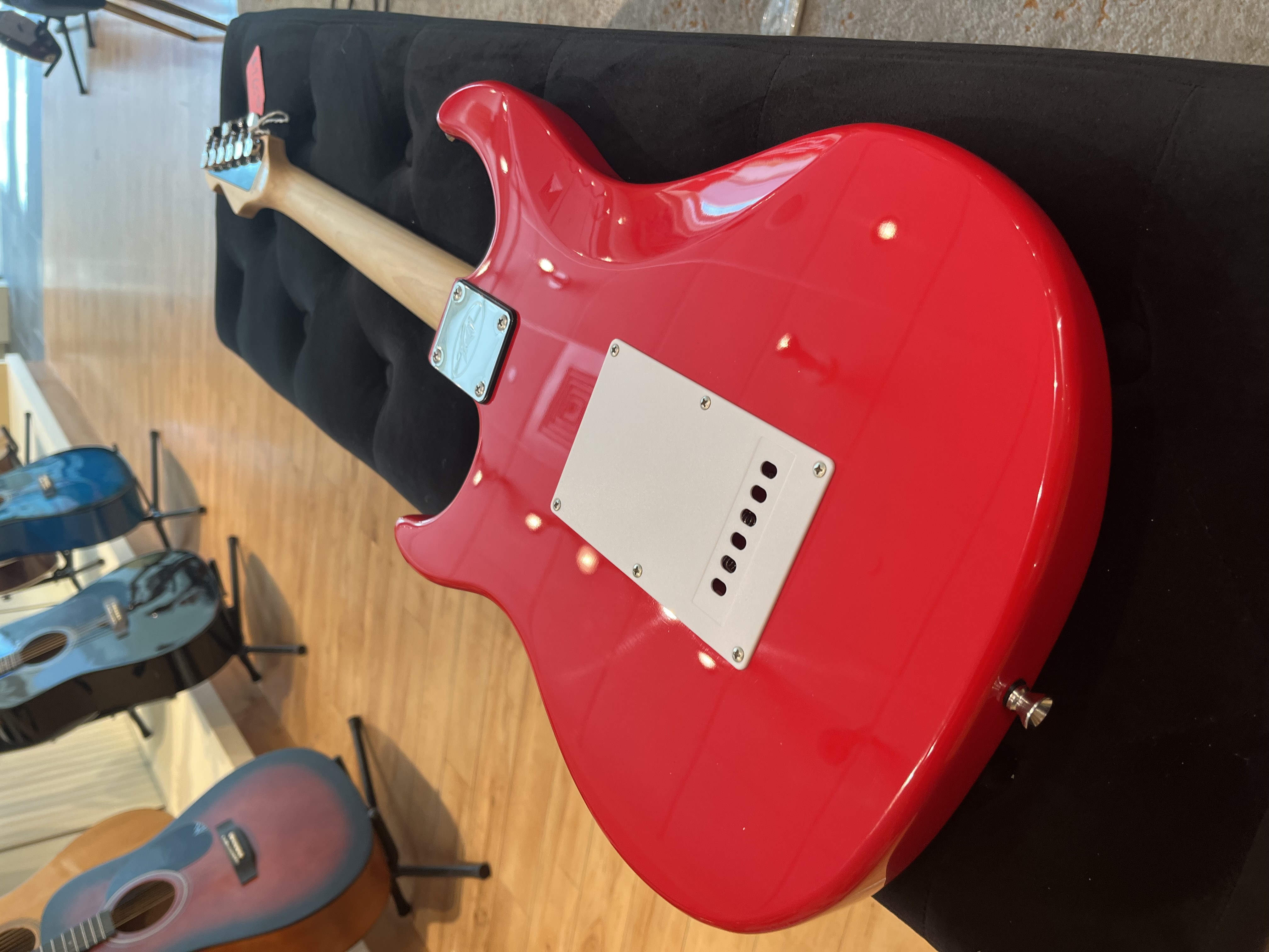 Peavey Raptor Custom Red 2025 view 9