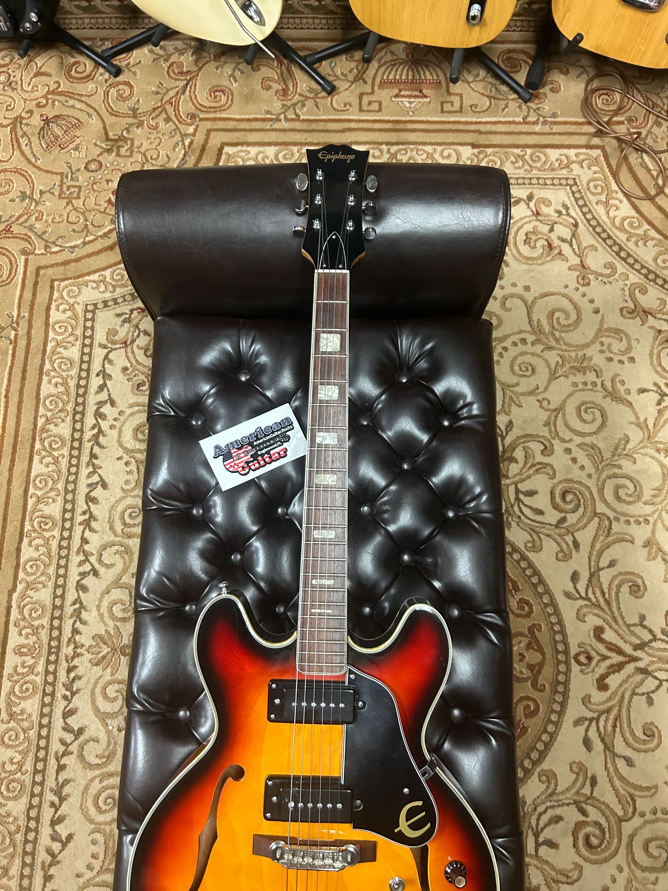 1971 Epiphone Casino view 4