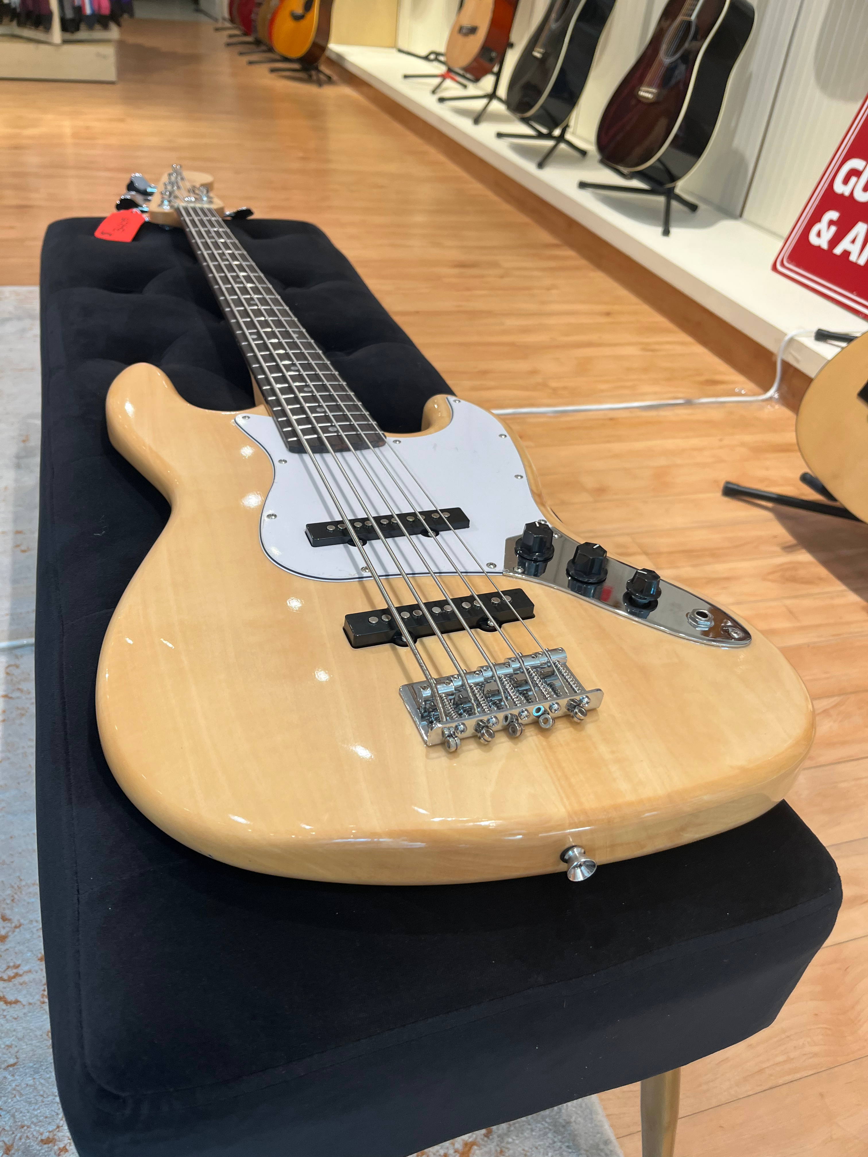 Stadium Electric 5-String Bass 2024 view 2
