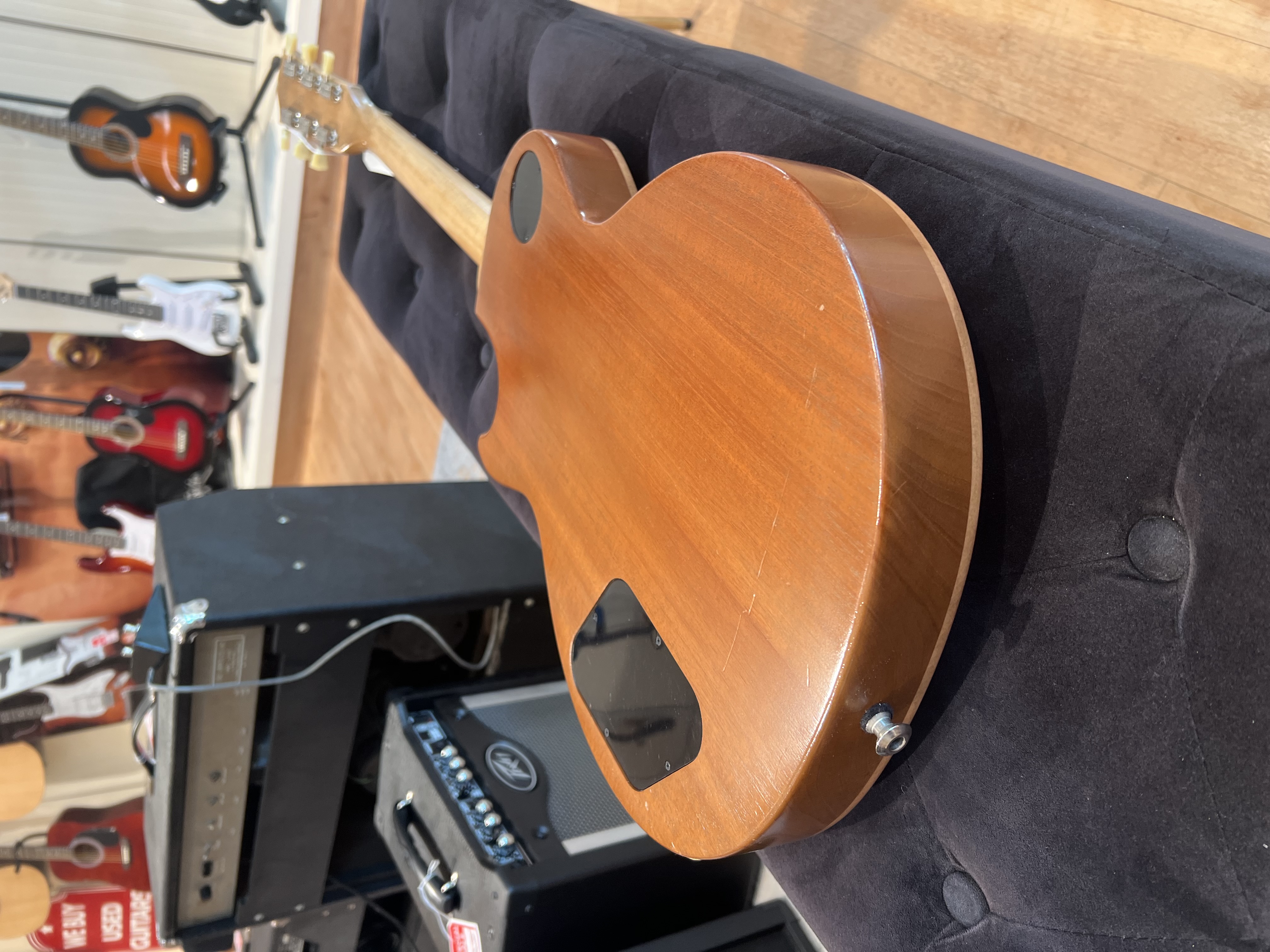 2022 Gibson Les Paul Tribute view 8