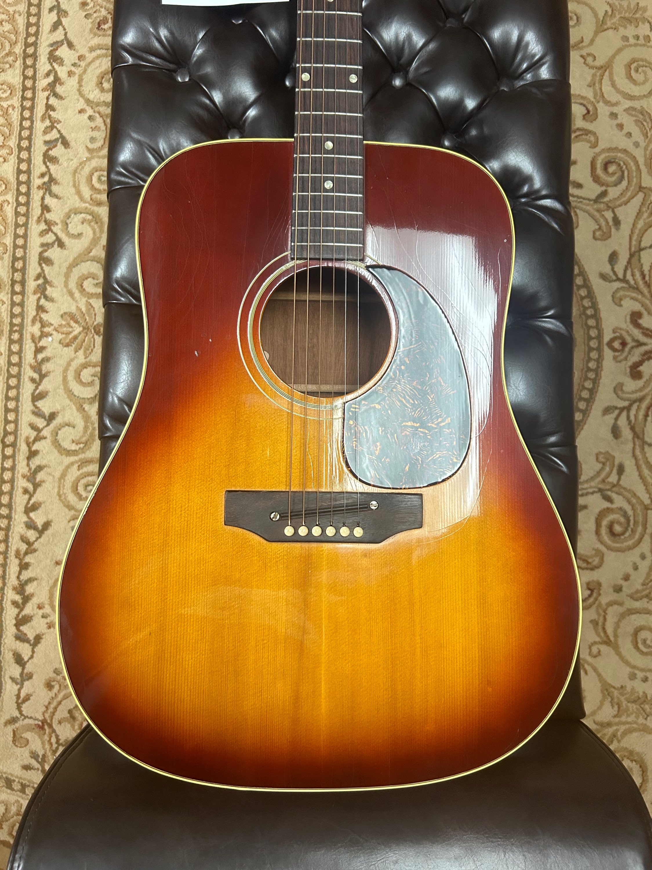 1972 Gibson J-50 view 2
