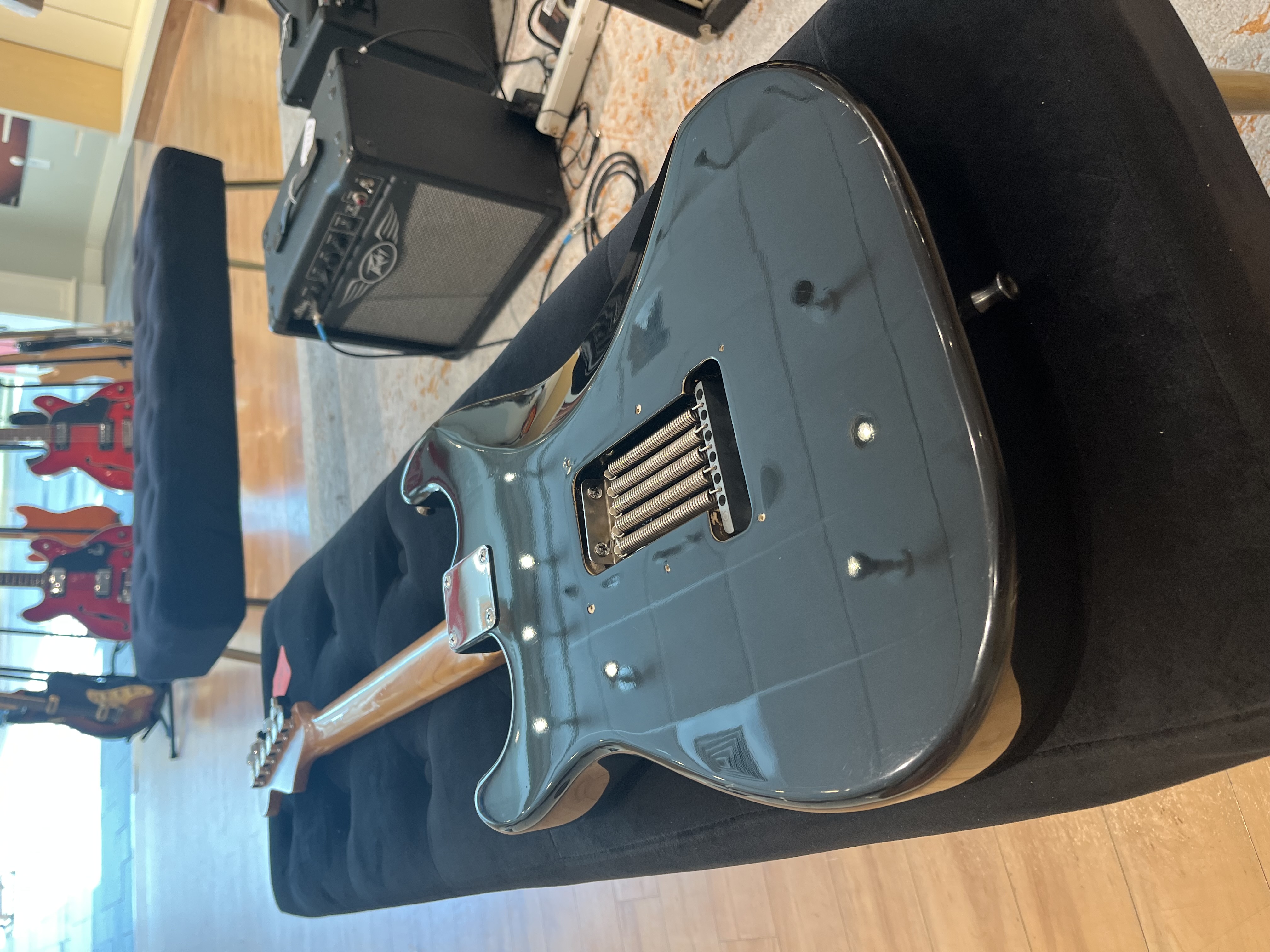 USA Fender Squier Stratocaster 1989 - Black view 7